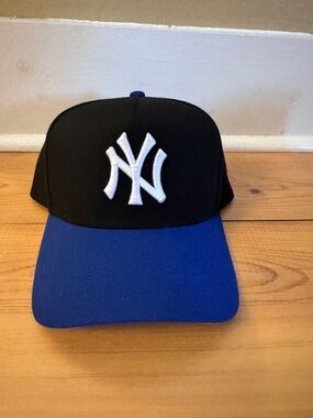 Black and Blue New York Yankees 9Forty A-Frame